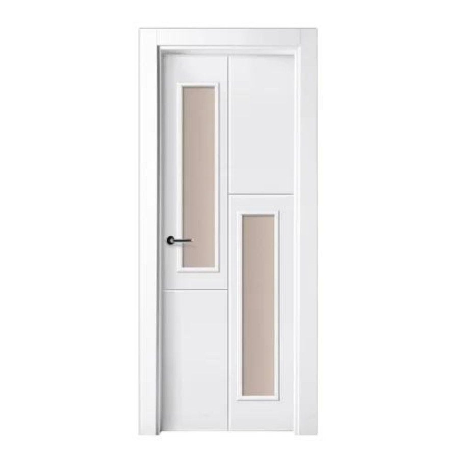 Puerta lacada blanca con vidriera modelo P-01 de BNZ Mueble